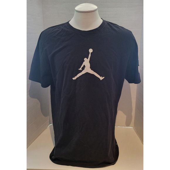 Michael Jordan Flight T-Shirt - Picture 2 of 7
